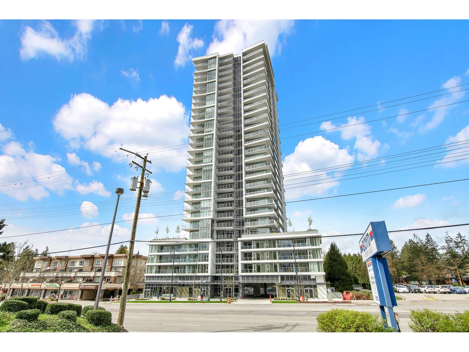 9675 King George Boulevard Unit 2501, Surrey, BC V3T 0T7