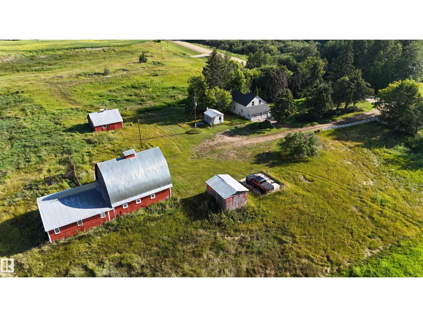 52006 Rge Rd 22, Rural Parkland County, AB T7Y 2J1