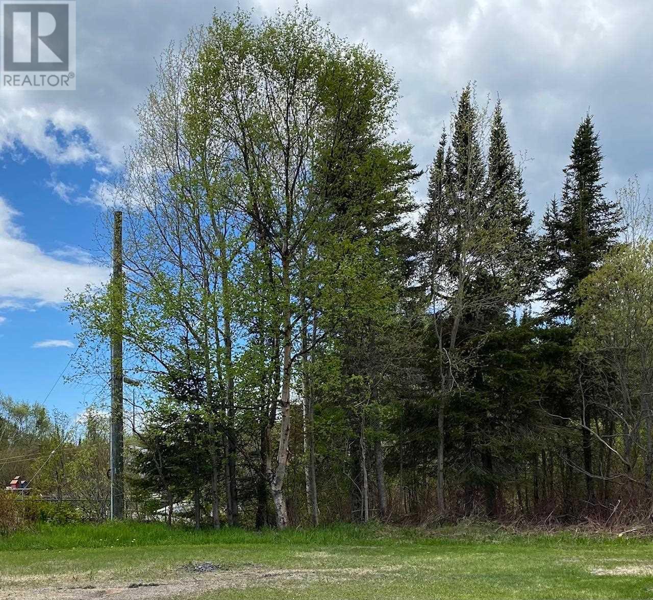 47 Eastgrove Cres, Terrace Bay, ON P0T 2W0