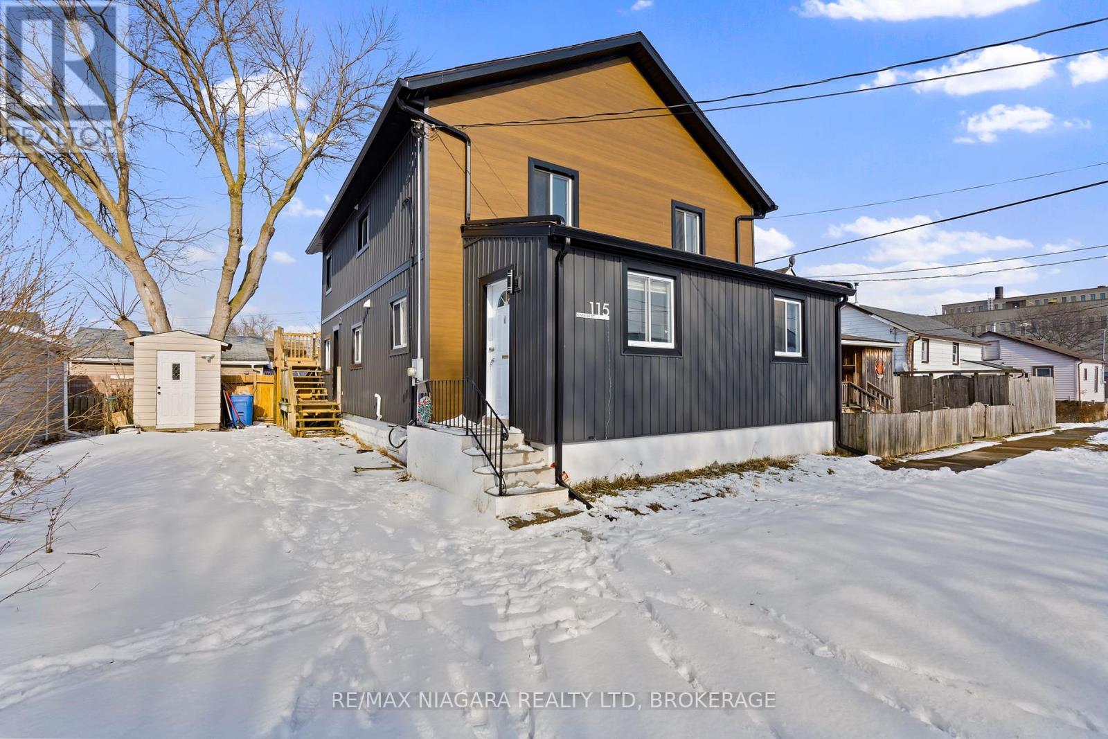 115 Kinnear St, Port Colborne, ON L3K 1X9