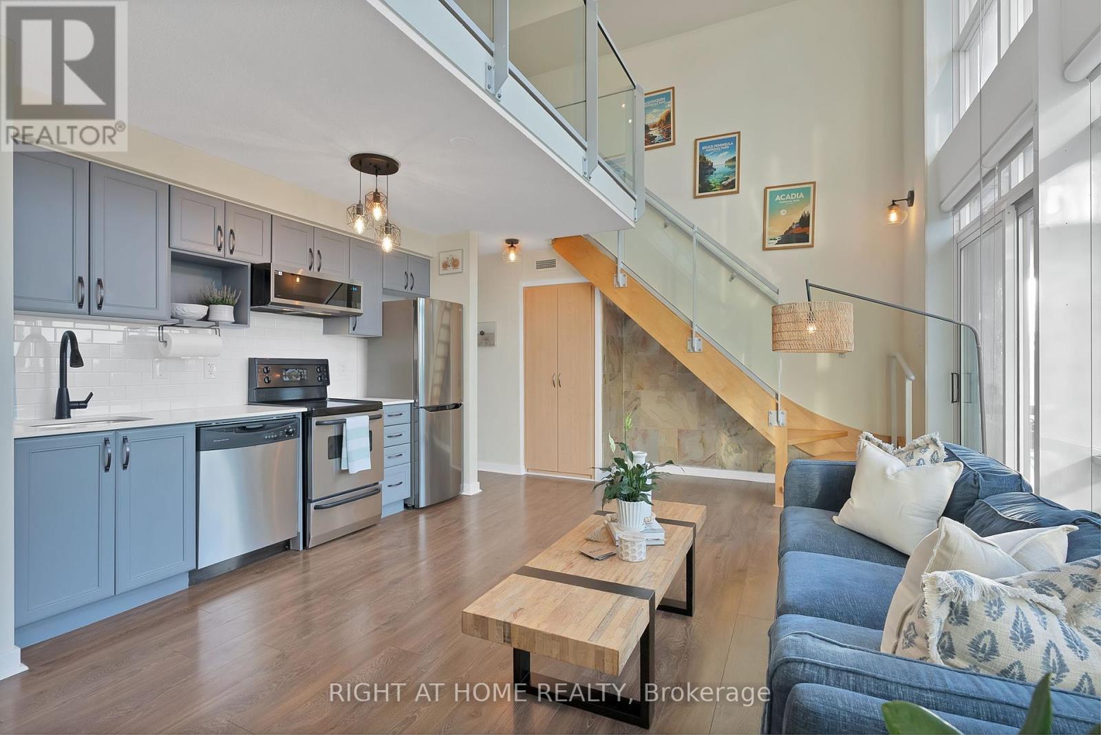 3205 15 Fort York Blvd, Toronto, ON M5V 3Y4