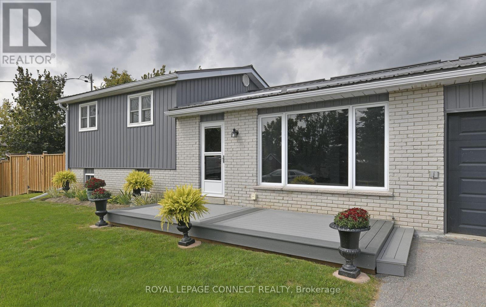 113 Pleasant Point Rd, Kawartha Lakes Mariposa, ON K0M 2C0