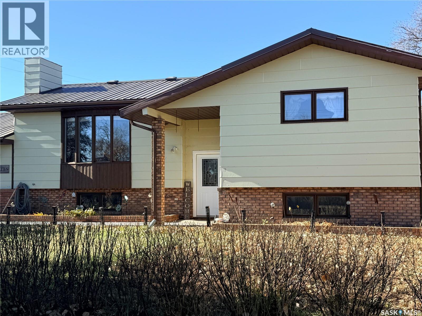 4419 Centre St, Cadillac, SK S0N 0K0