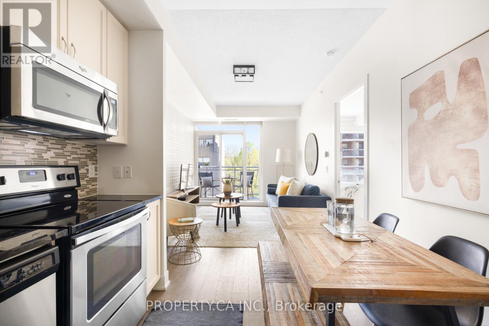 404 68 Merton St, Toronto, ON M4S 0A7