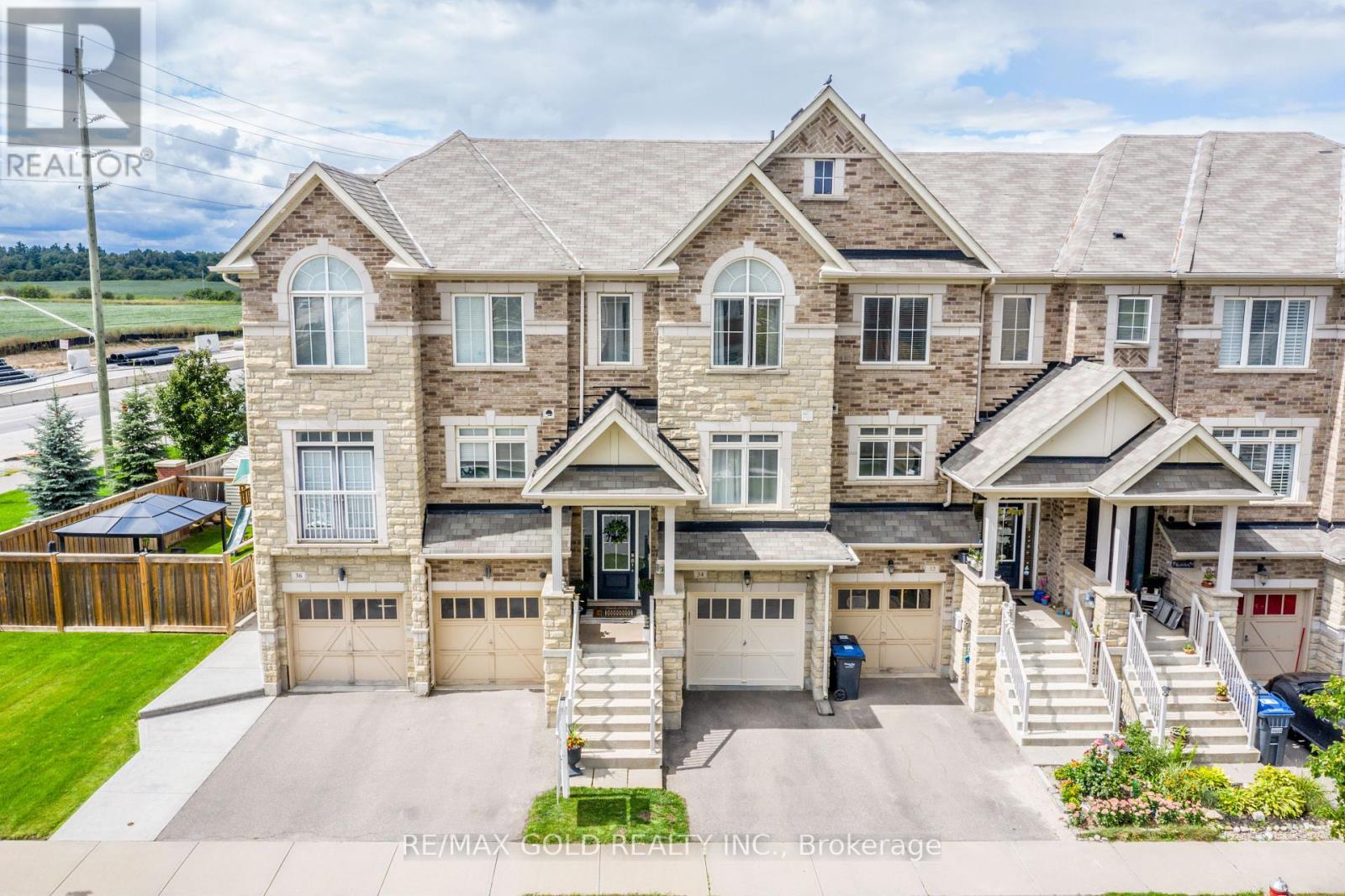 34 Rockbrook Trl, Brampton, ON L7A 0B5