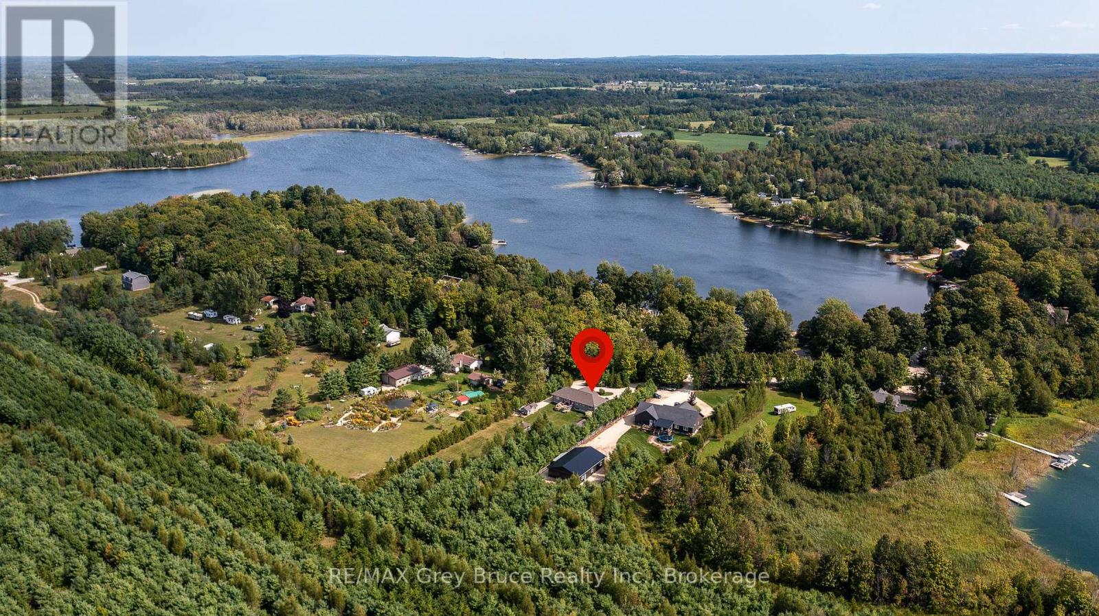 135 Mccullough Lake Dr, Chatsworth, ON N0H 2V0