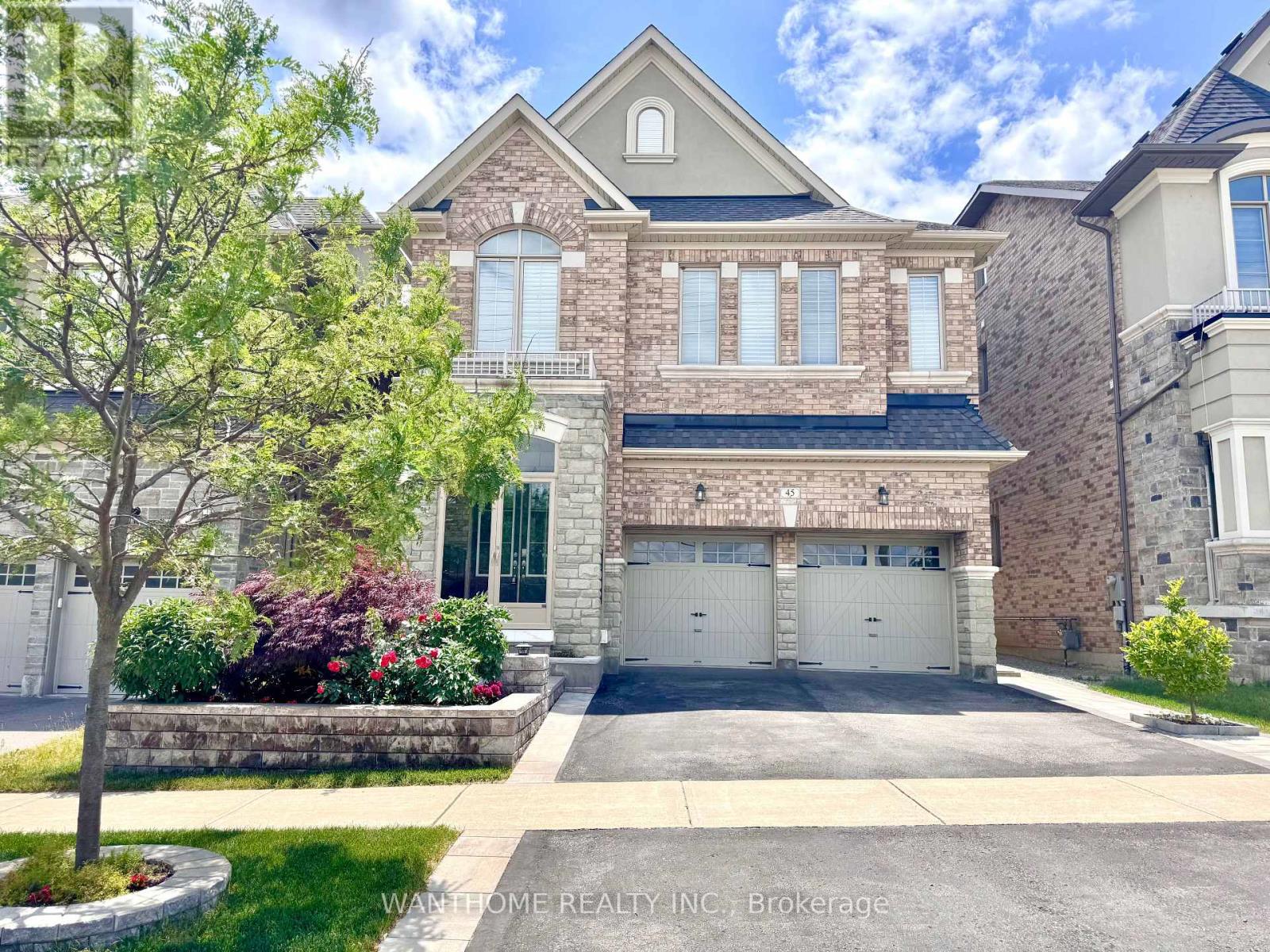 45 Giardina Cres, Richmond Hill, ON L4B 0G1