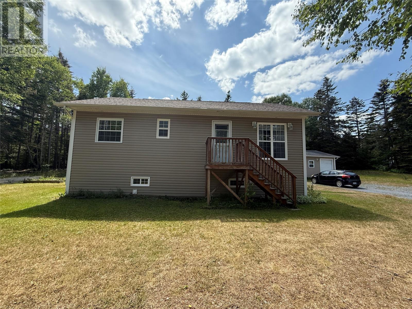 28 Main St, Pasadena, NL A0L 1K0