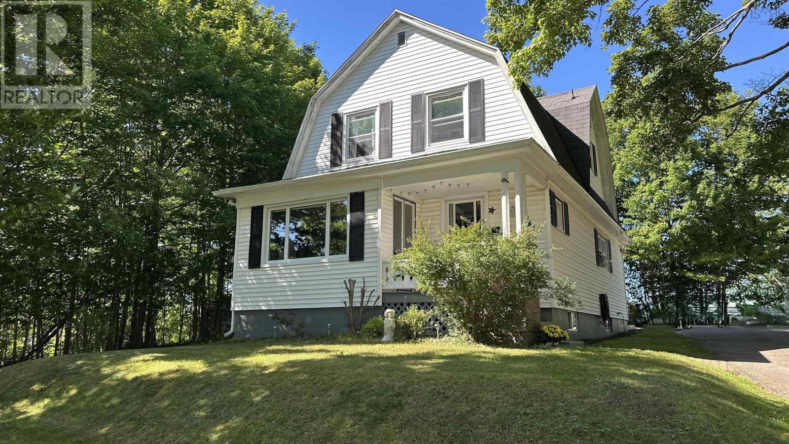 1341 E Prince St, Truro, NS B2N 1J5