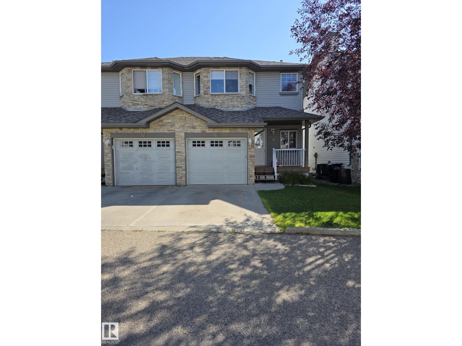 6304 Sandin Way Northwest #11, Edmonton, AB T6R 0J8