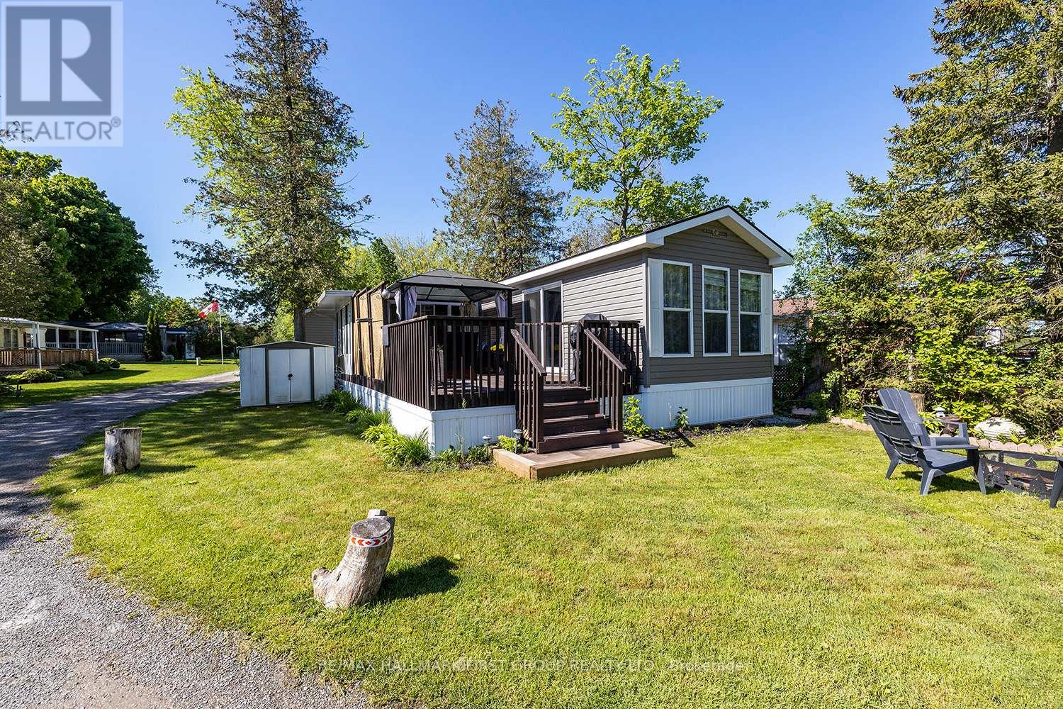 225 Platten Boulevard #338, Scugog, ON L9L 1B4