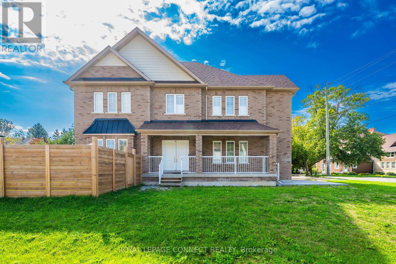 3 George St #b, Innisfil, ON L0L 1L0