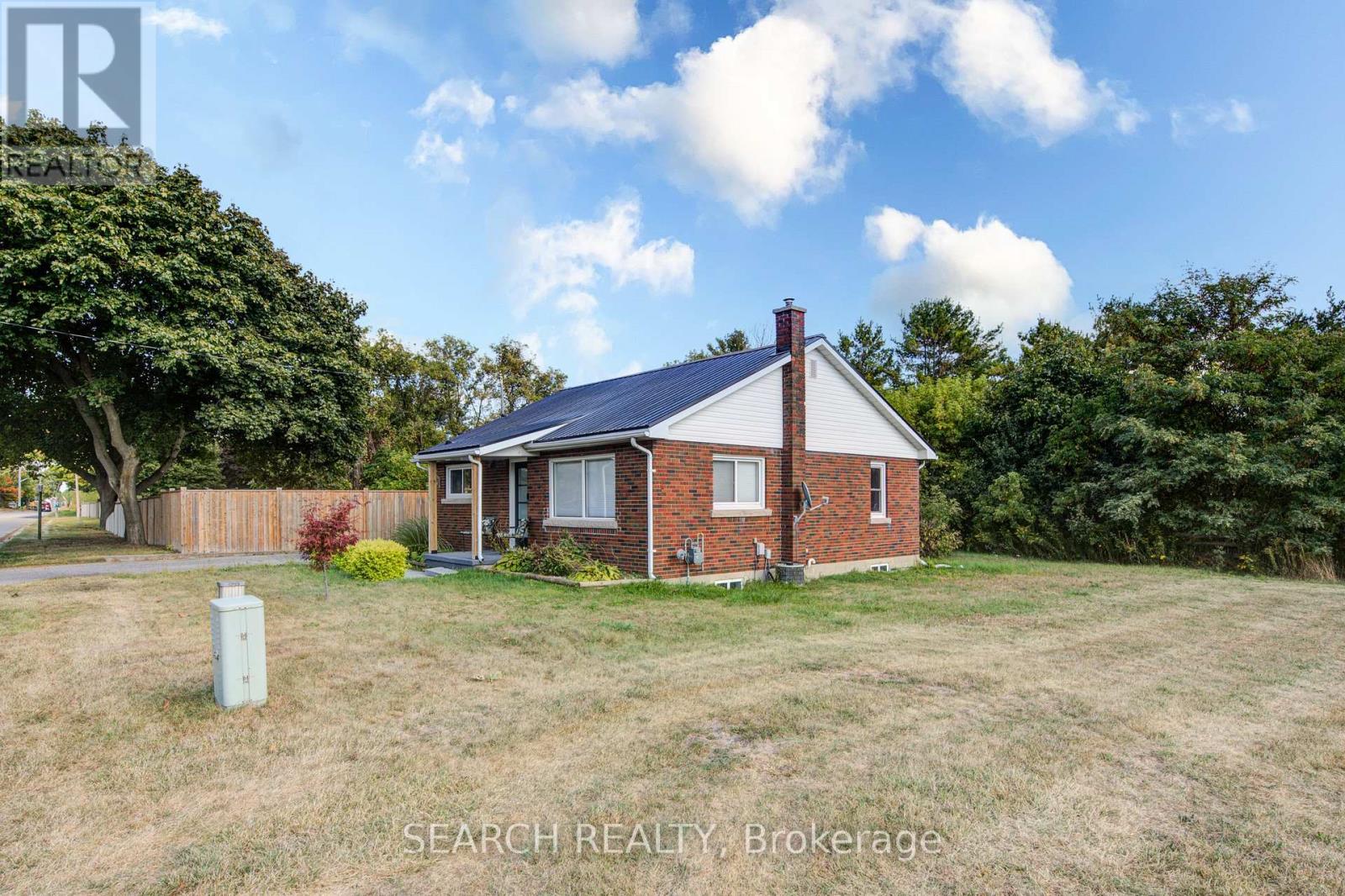 295 Victoria St, Ingersoll, ON N5C 2N4