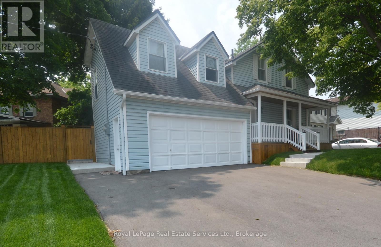 92 Adam St, Cambridge, ON N3C 2K6