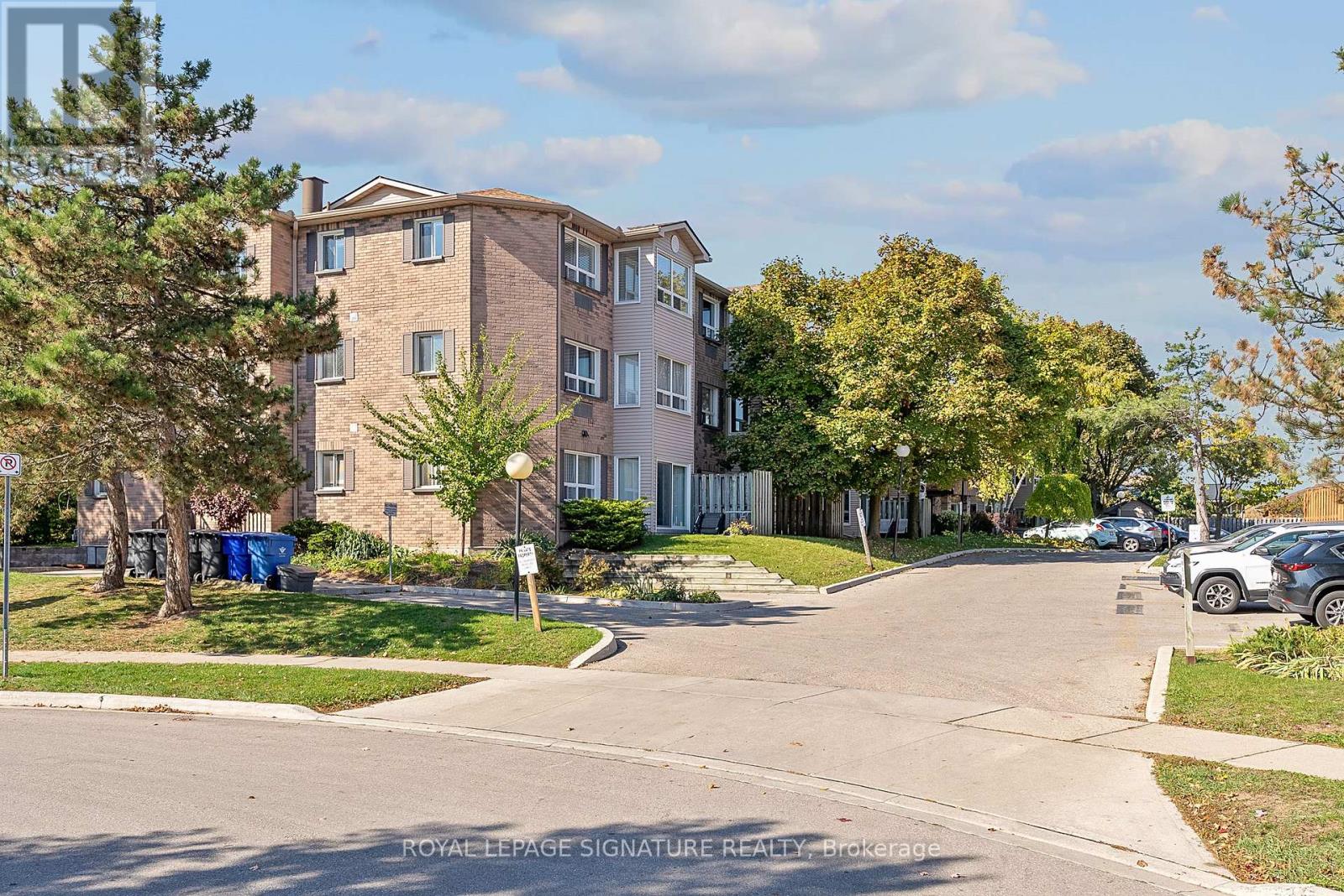 110 30 Hugo Cres, Kitchener, ON N2M 3Z2