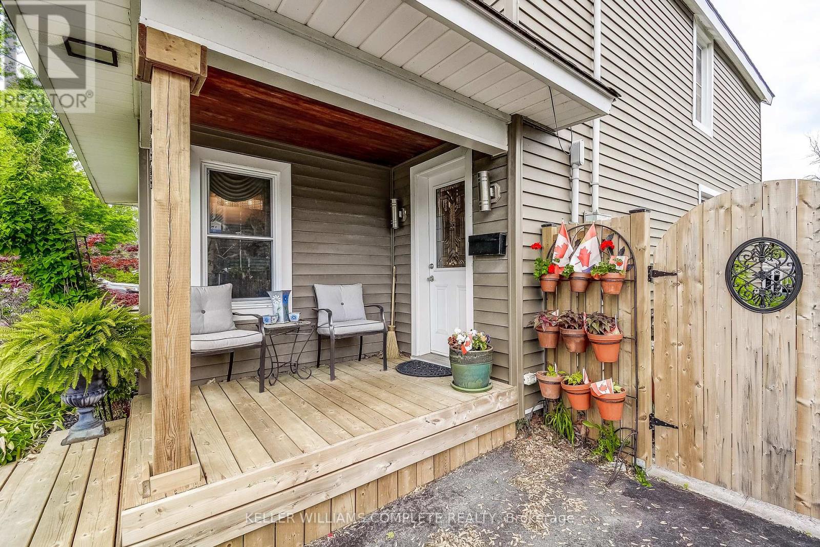 344 Phipps St, Fort Erie, ON L2A 2V8