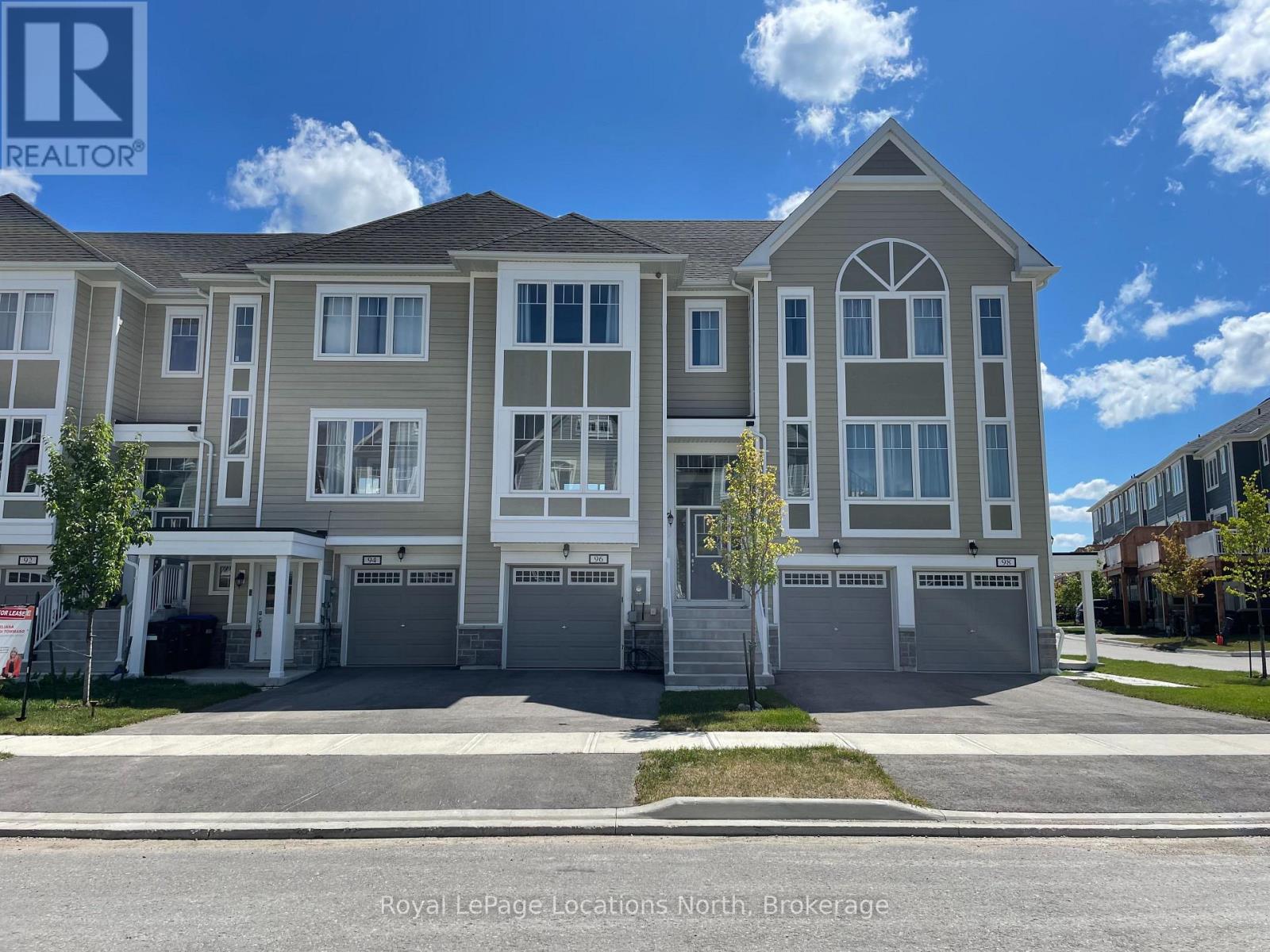 96 Sandhill Crane Dr, Wasaga Beach, ON L9Z 0K4