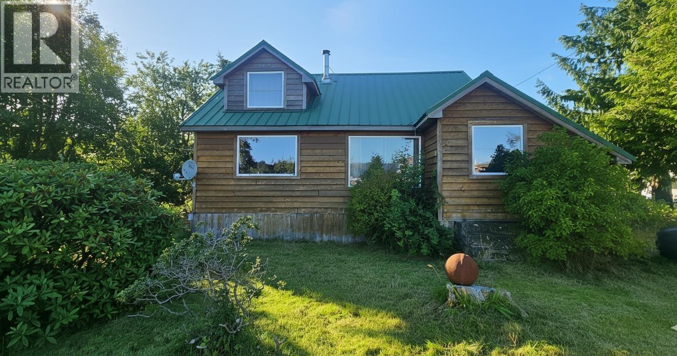 1567 Delkatla St, Masset, BC V0T 1M0