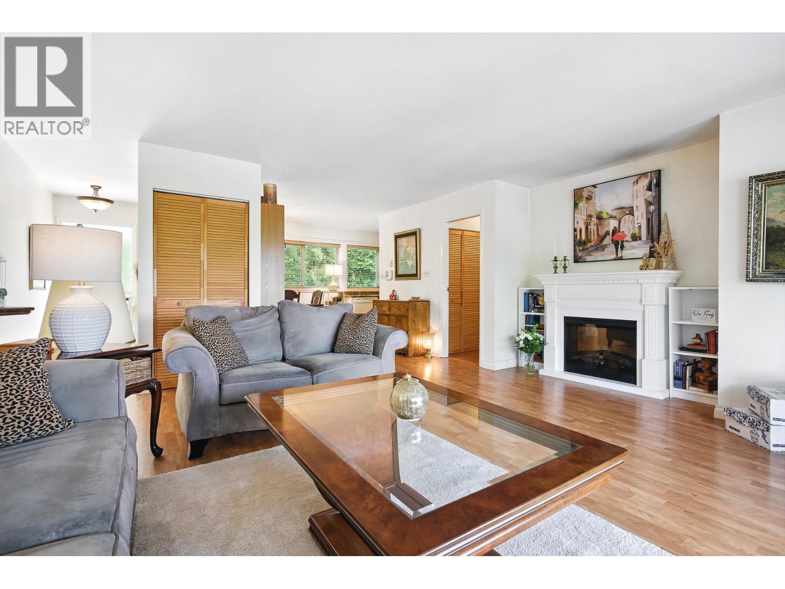 1087 Cecile Dr, Port Moody, BC V3H 1M6