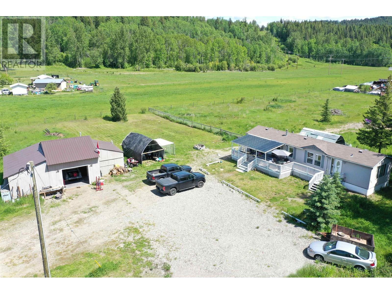 3688 Trembley Rd, Quesnel, BC V2J 6S5