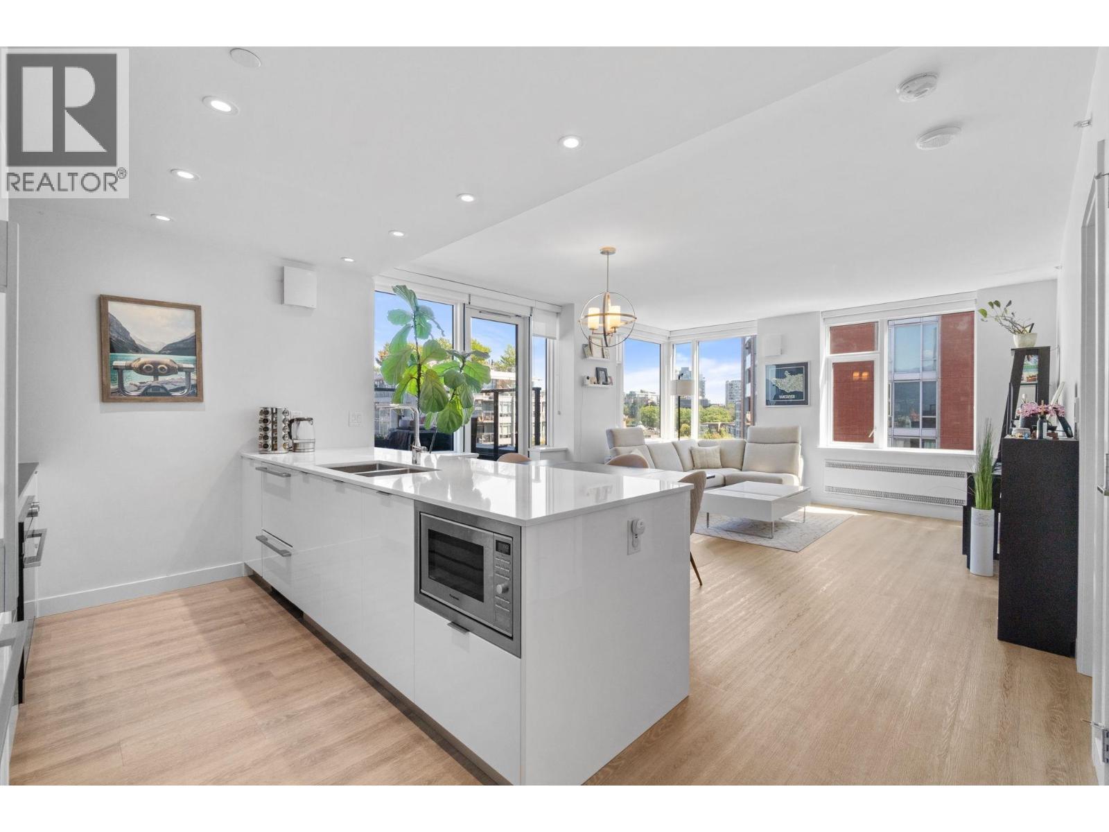 209 E 7th Avenue Unit 805, Vancouver, BC V5T 0H3