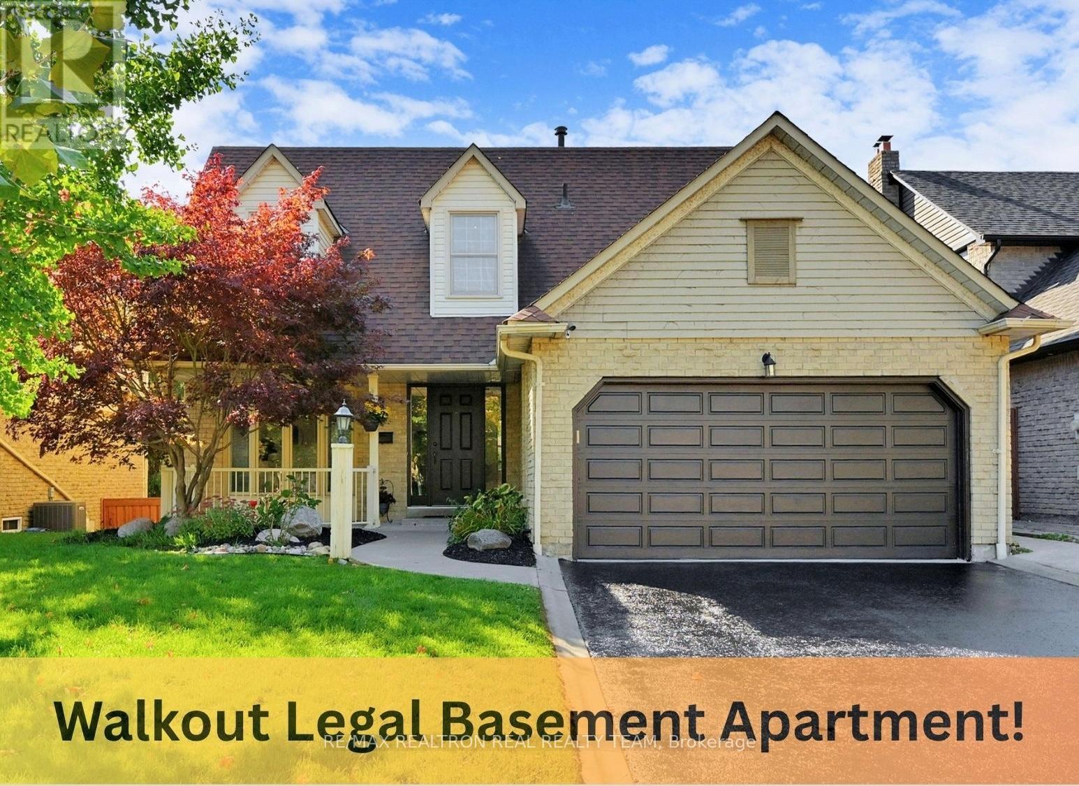345 Regal Briar St, Whitby Blue Grass Meadows, ON L1N 6P4