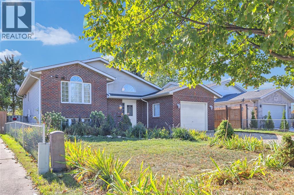 5 Allen, Amherstburg, ON N9V 3S4
