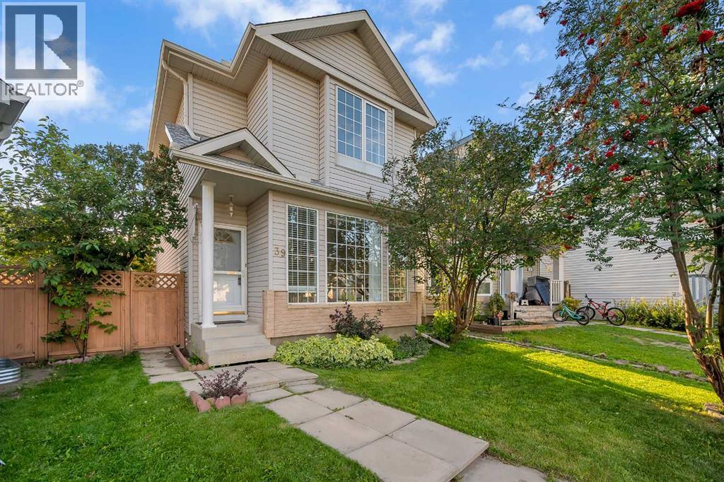 39 Anaheim Ct NE, Calgary, AB T1Y 7B4
