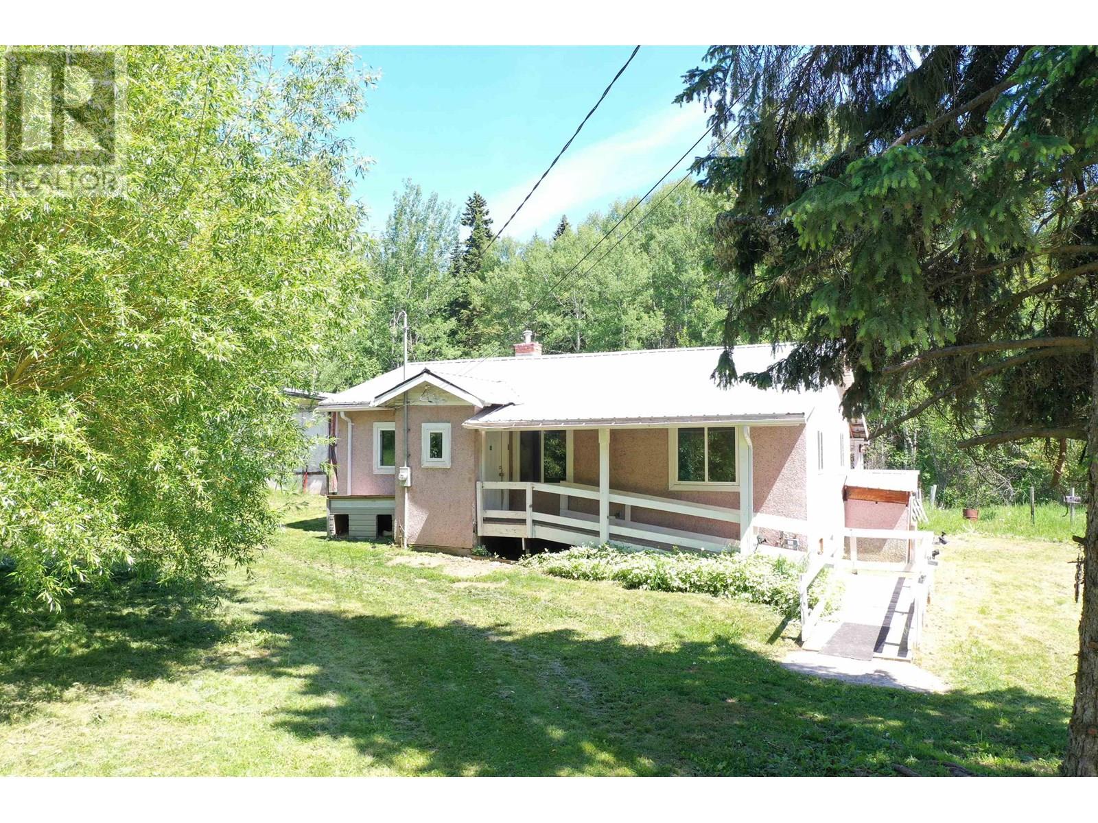 4480 Quesnelhixon Rd, Quesnel, BC V2J 6Y9
