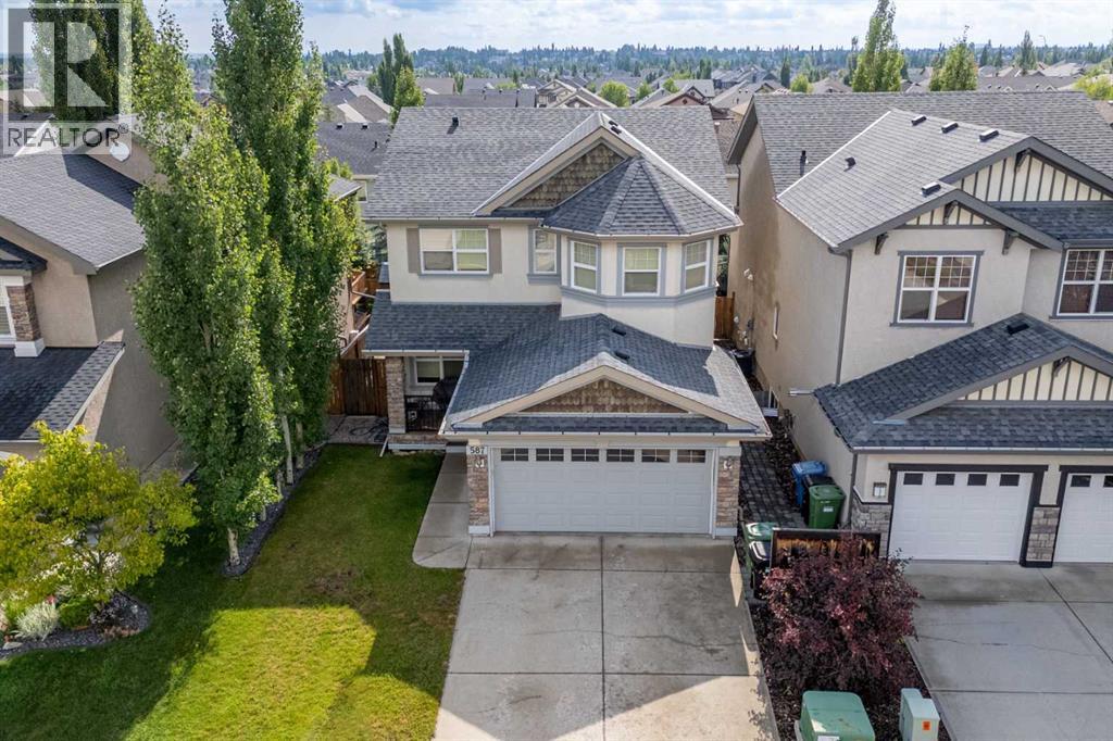 587 Everbrook Way SW, Calgary, AB T2Y 0E7