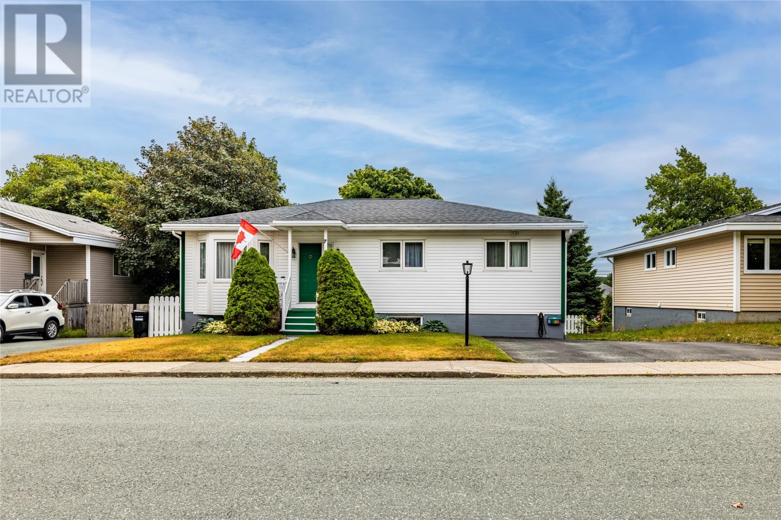 7 Fermeuse St, St. John's, NL A1E 2N3