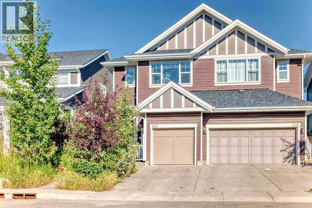 582 River Heights Cres, Cochrane, AB T4C 0R9