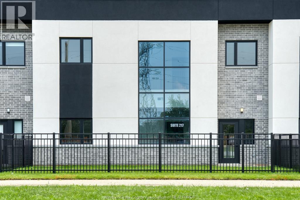 4300 Laurier Parkway Unit 217, Lasalle, ON N9H 0P8