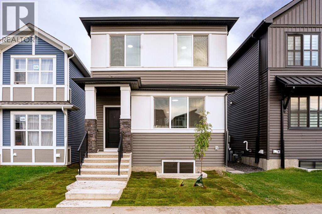 522 Lucas Blvd NW, Calgary, AB T3P 2C9