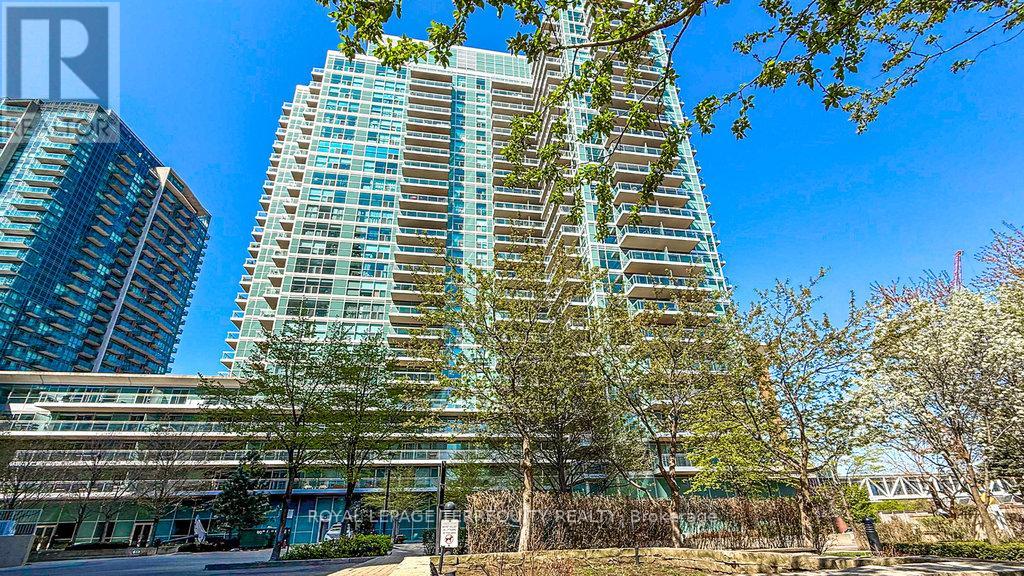 1901 100 Western Battery Rd, Toronto, ON M6K 3S2