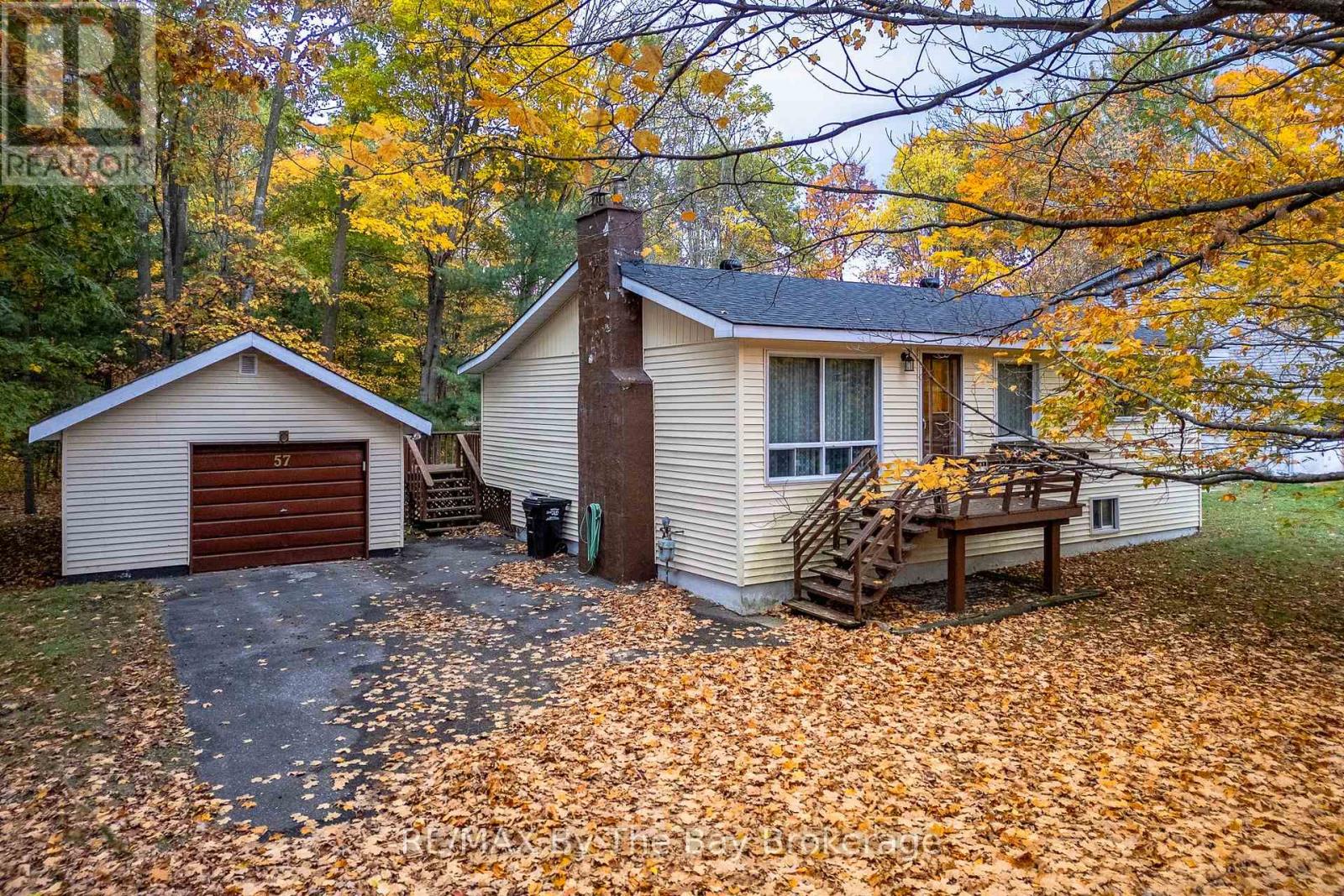 57 Tall Pines Dr, Tiny, ON L9M 0H4