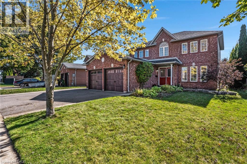 795 Saginaw Pkwy, Cambridge, ON N1T 1R3