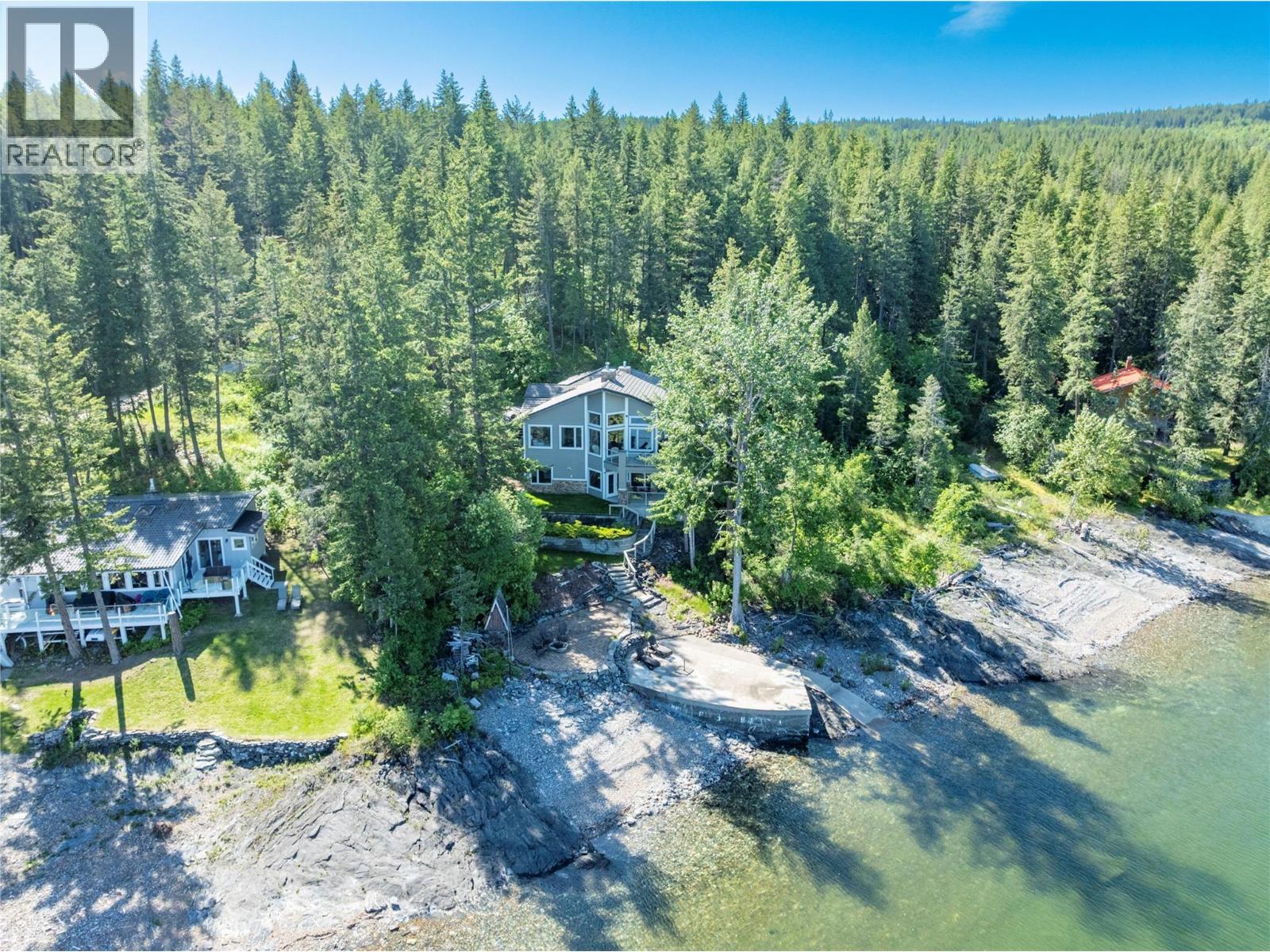 3011 Durham Rd, Blind Bay, BC V0E 2W2