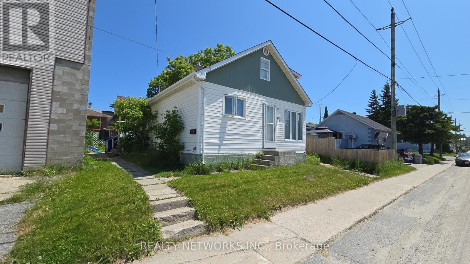 48 Cameron St S, Timmins Ts - Sw, ON N2H 3A3