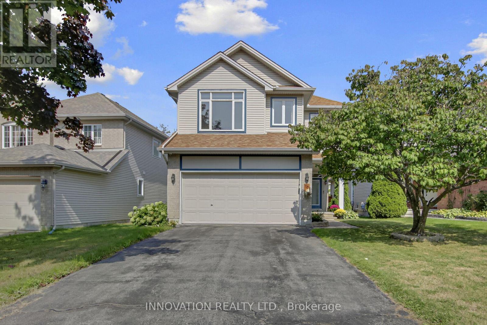 16 Sauble Dr, Ottawa, ON K2M 2Y3