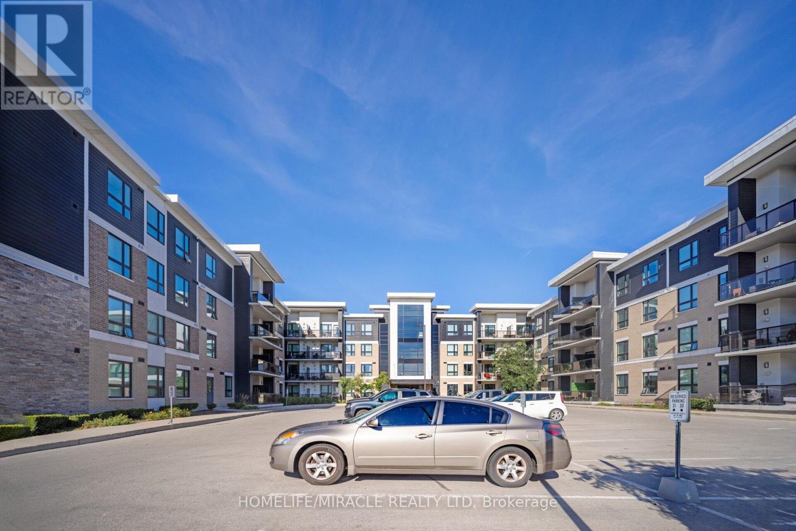 304 1284 Gordon St, Guelph, ON N1L 1H3