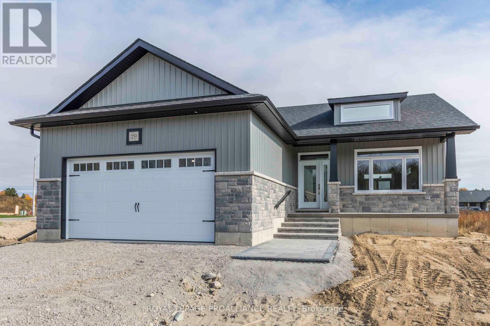23 Mackenzie John Cres, Brighton, ON K0K 1H0