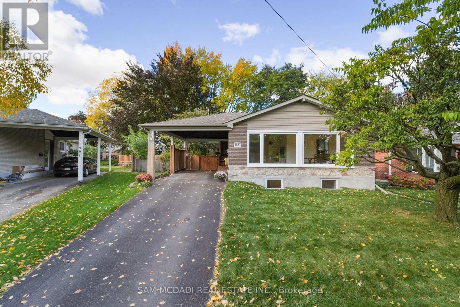 1987 Deanhome Rd, Mississauga, ON L5J 2K6