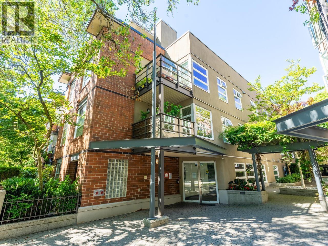 2181 W 12th Avenue Unit 204, Vancouver, BC V6K 4S8
