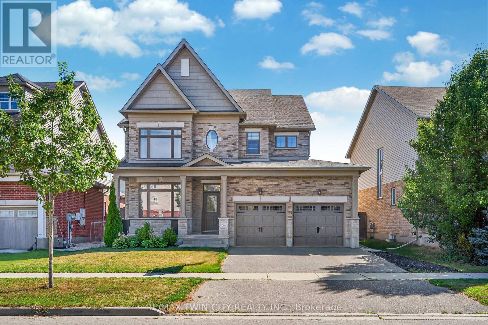 52 Tremaine Dr, Kitchener, ON N2A 4L7