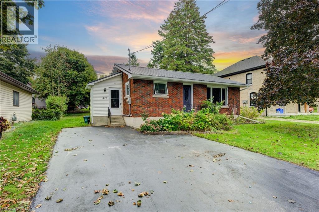 320 William St, Wellington North, ON N0G 2L3