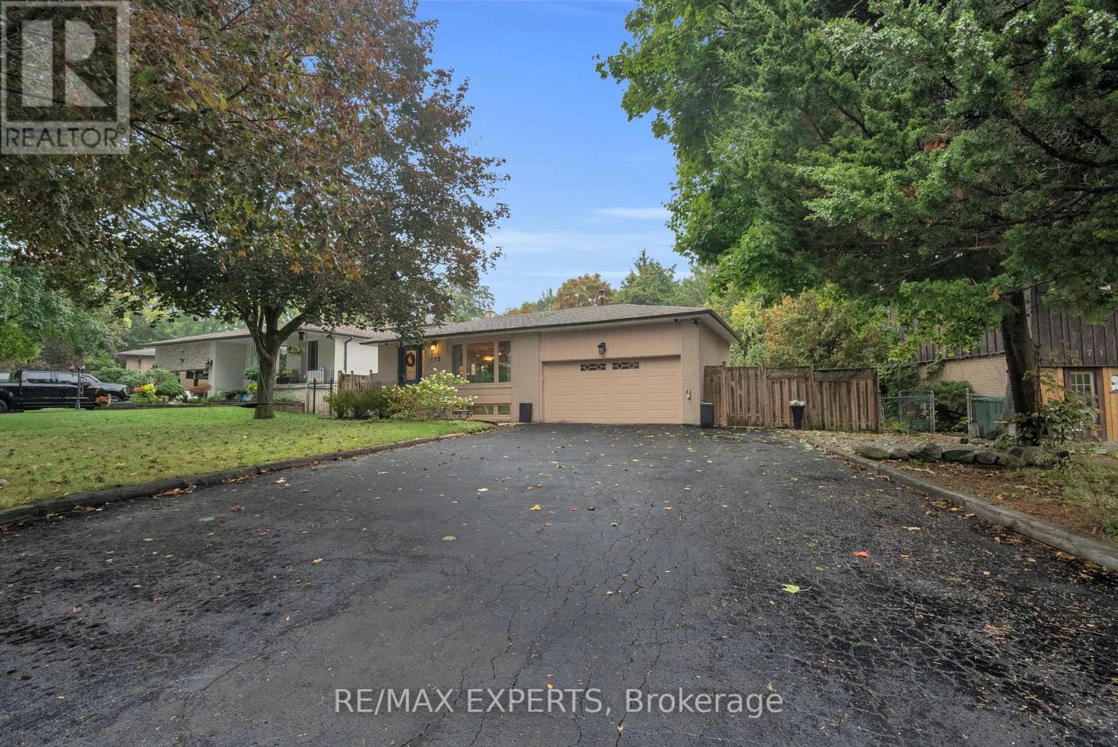 173 Kingsview Dr, Caledon, ON L7E 3W8