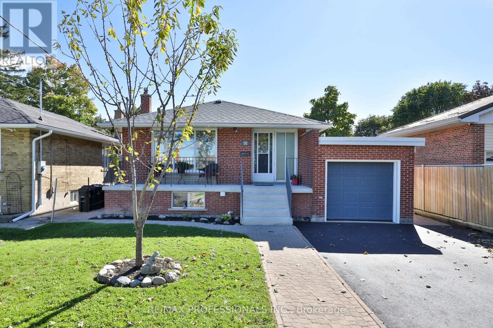 91 Jeffcoat Dr, Toronto, ON M9W 3B9