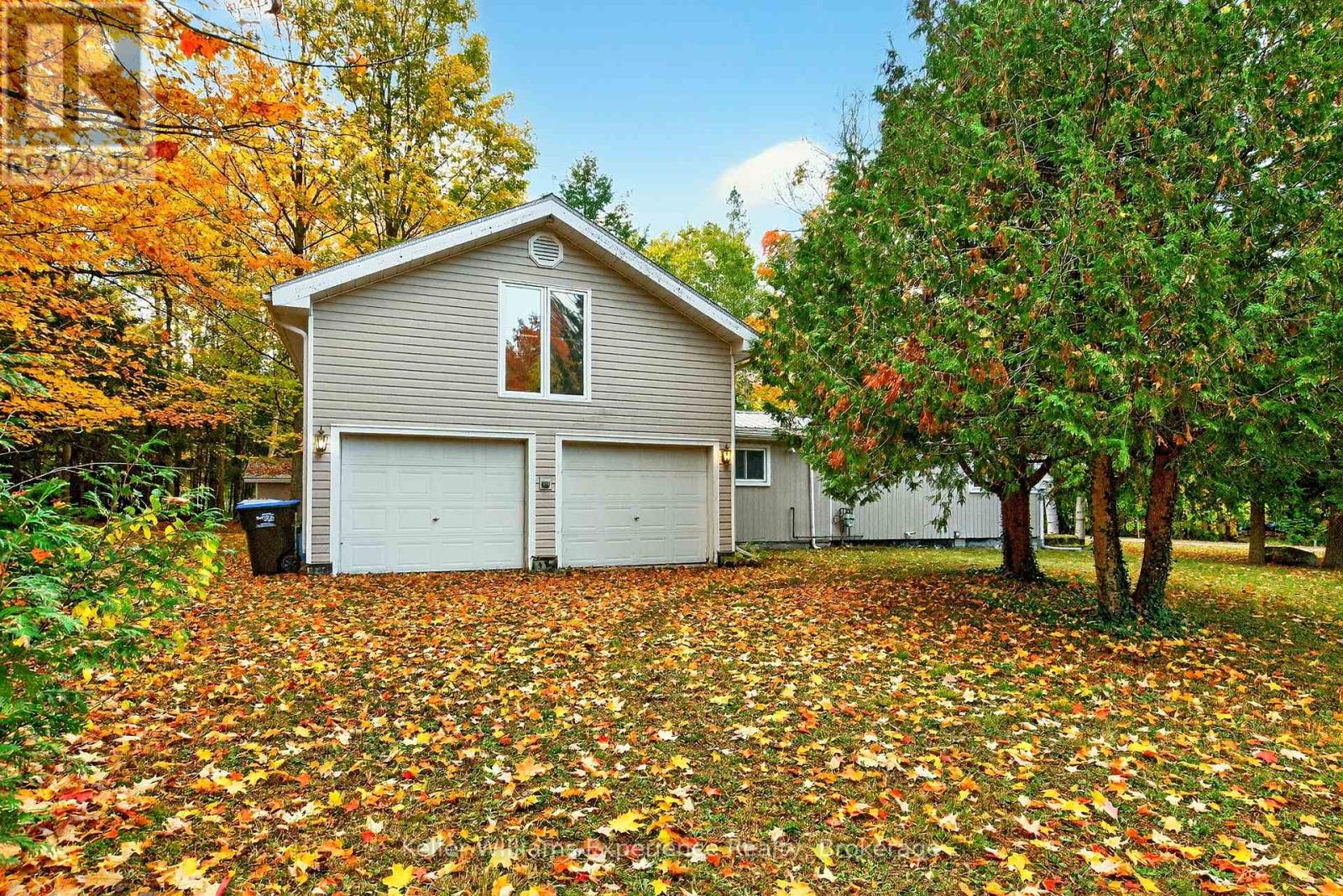 1 Wigwam Trl, Tiny, ON L9M 0B1