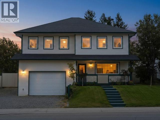 227 Falcon Dr, Whitehorse, YT Y1A 0a2